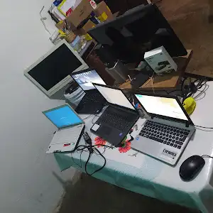 reparar laptop Asesor Técnico Informático