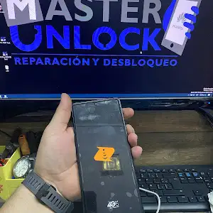arreglo de pantallas Master Unlock Obson