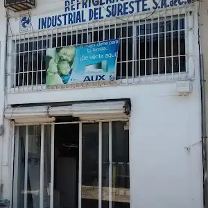 taller de refrigeradores Refrigeración Industrial Del Sureste S.A. De C.V.