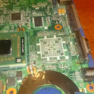 reparar laptop Rvs Computación